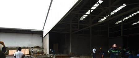 Magasin de stockage de 5 000 m² en charpente métallique